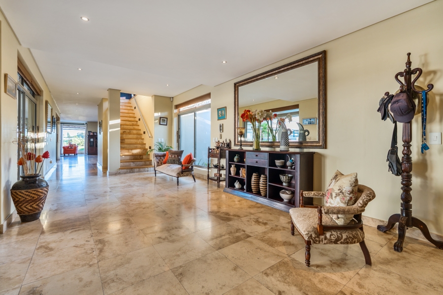 5 Bedroom Property for Sale in Sunset Links Western Cape